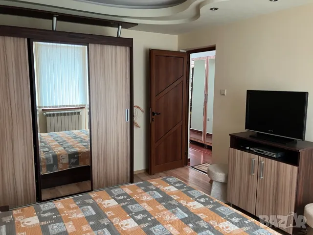 Продавам обзаведен тристаен апартамент, снимка 6 - Апартаменти - 48956628