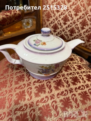стар български порцеланов чайник