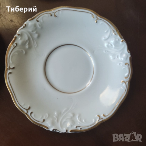 Порцеланов сервиз за чай/кафе, снимка 3 - Сервизи - 52252459