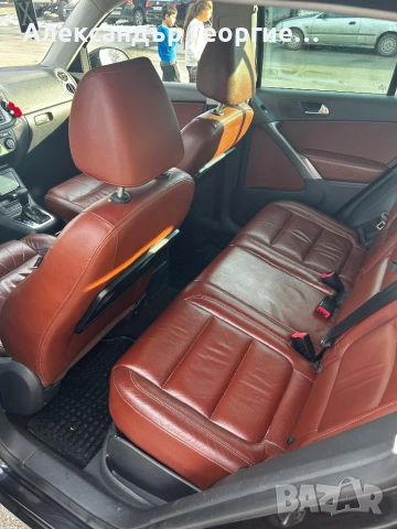 Vw Tiguan 2.0 TDI автомат, снимка 12 - Автомобили и джипове - 53407747