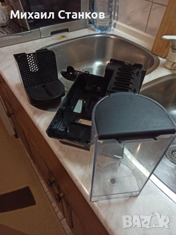 Кафе машина Делонги неспресо, снимка 6 - Кафемашини - 52359960