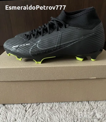 Мъжки футболни бутонки Nike air zoom