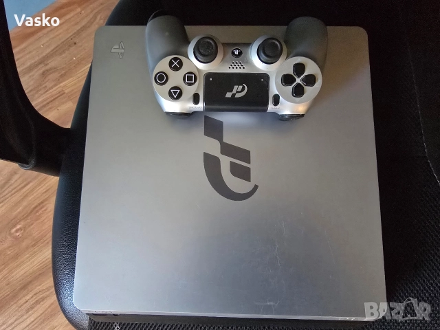 Playstation 4 Grant Turismo edition 1tb Pro, снимка 2 - Игри за PlayStation - 52928592