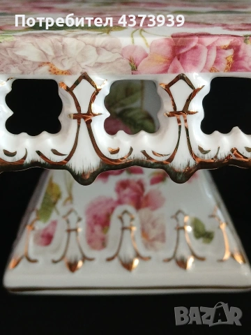 Поднос за торта, снимка 2 - Прибори за хранене, готвене и сервиране - 52708571