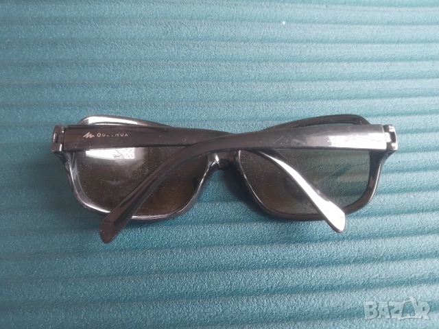 DECATHLON оригинални тъмни слънчеви очила, снимка 2 - Слънчеви и диоптрични очила - 52325635
