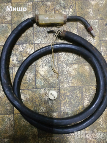 Продавам шланг за полуавтомат