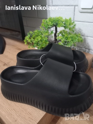 Нови чехли от полиуретан , снимка 2 - Чехли - 52914082