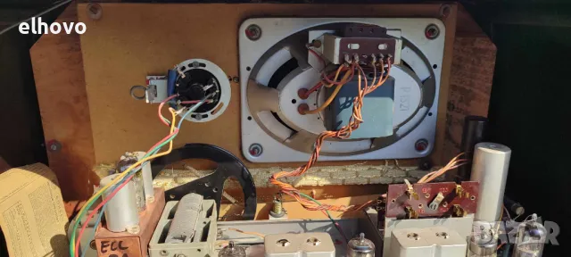 Старо лампово радио Wega Herold 54, снимка 8 - Антикварни и старинни предмети - 49807309