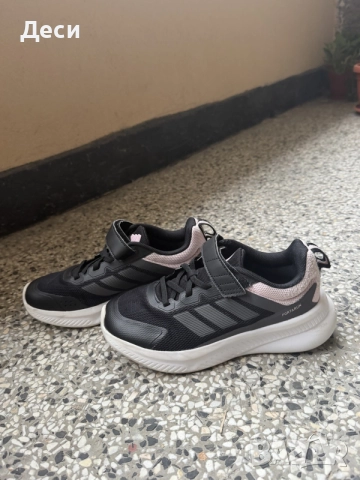 Продавам детски маратонки ADIDAS, снимка 2 - Детски маратонки - 56046625