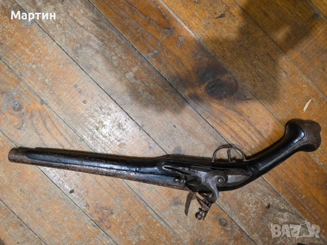 Античен кремъчен пистолет – ръчна изработка, 18–19 век Цена: 2200 лв.  Продавам старинен кремъчен пи, снимка 2 - Бойно оръжие - 50526360