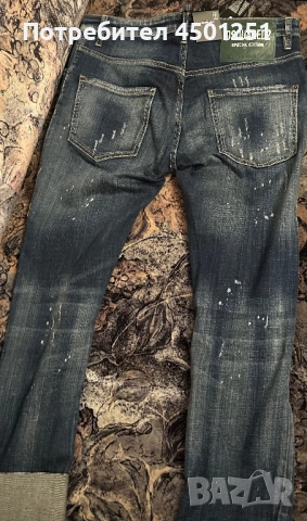 Чисто нови и оригинални дънки на Dsquared, снимка 2 - Дънки - 53489612