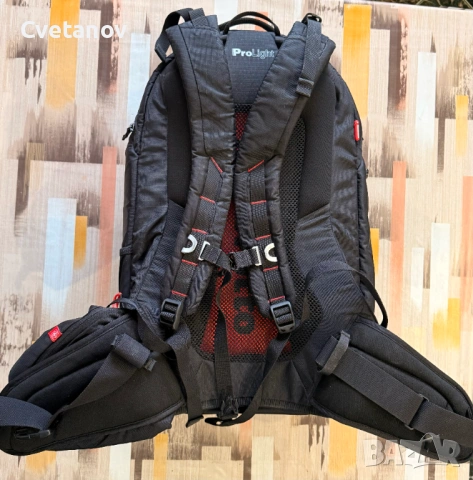 Раница Manfrotto Pro Light Bumblebee 230-PL Backpack, снимка 2 - Чанти, стативи, аксесоари - 53718097