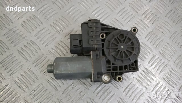 Моторче стъклоповдигач врата Audi A6 2000г.(задна лява)	