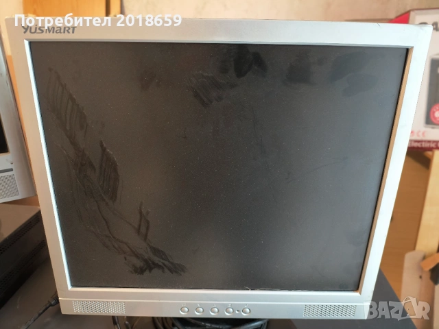 Компютърни Монитори, снимка 4 - Монитори - 53641429