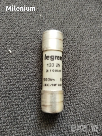 Аудиофилски бушон Legrand, снимка 2 - Други - 50590323