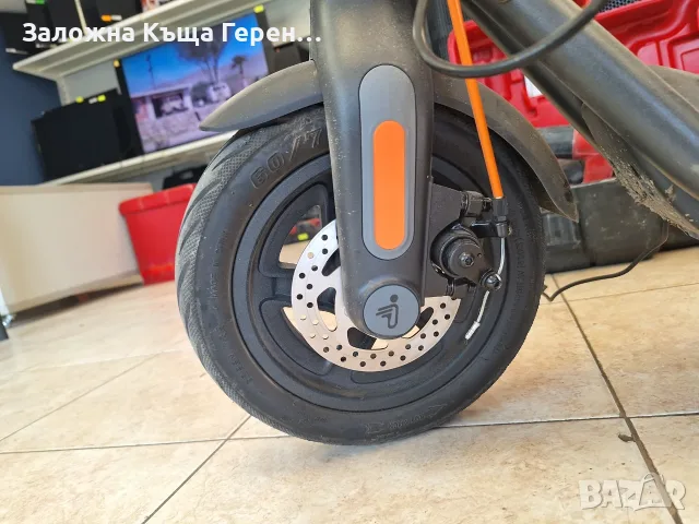 Тротинетка Segway Ninebot F2 Plus, снимка 4 - Скутери и тротинетки - 55752595