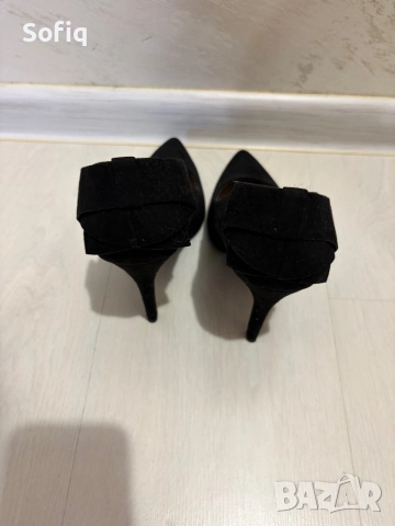 Обувки , снимка 2 - Дамски обувки на ток - 52976302