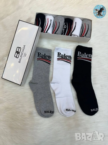 чорапи в кутия off white Nike Adidas fendi Victoria's secret moschino gucci , снимка 13 - Дамски чорапи - 51677883