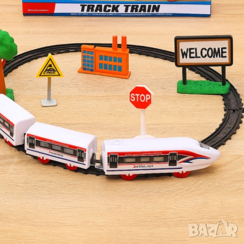 Влак Стрела с 4 вагона - Вълнуващо пътуване за малките любители на влакове, снимка 2 - Други - 52032680