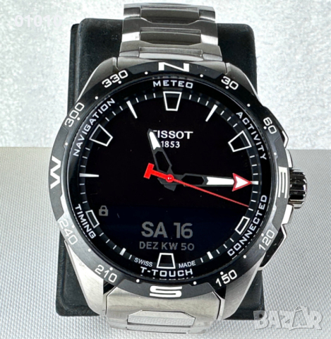 Tissot T-Touch Connect Solar Sapphire Titanium смарт часовник, снимка 3 - Смарт часовници - 40138598