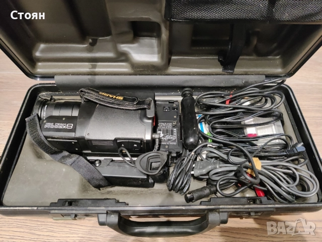 Ретро камера Sharp VL-C73, снимка 2 - Камери - 52439372