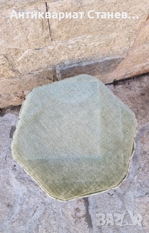 Винтидж дървена табуретка , снимка 3 - Дивани и мека мебел - 52553980