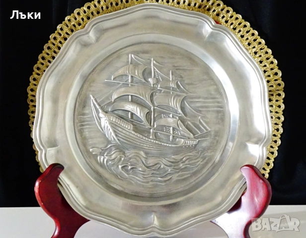 Калаена чиния с Кораб,Платноход. 