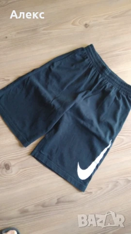 Nike - къси панталони 158-170 см, снимка 8 - Детски къси панталони - 50765024