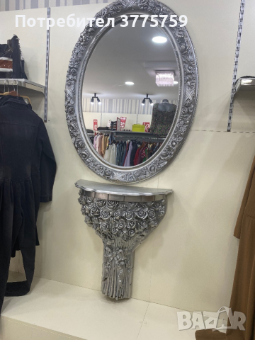 Тоалетка с огледало , снимка 1 - Шкафове - 44739648