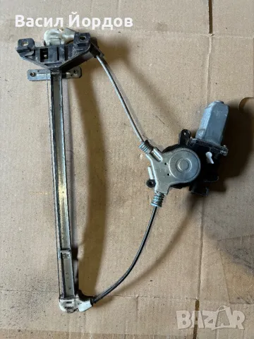 Заден Десен Стъклоповдигач за Хонда Сивик 7 / Honda Civic 7 / Задна Машинка Ел Стъкла, снимка 2 - Части - 49537721