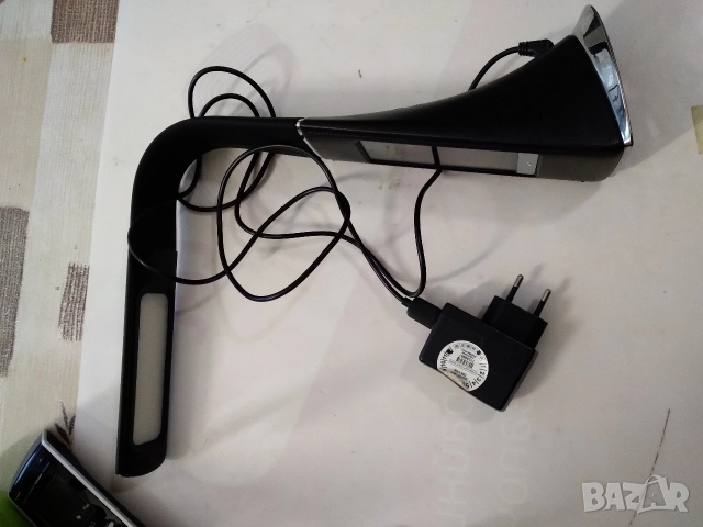 Настолна LED лампа с часовник., снимка 8 - Настолни лампи - 52974045