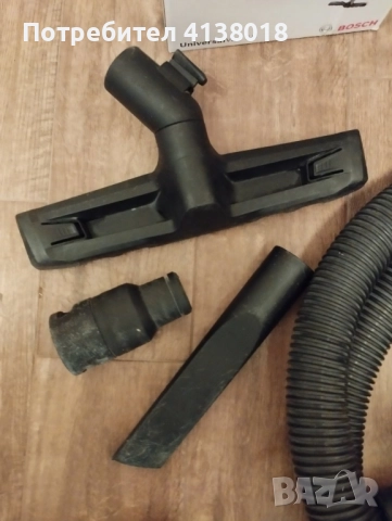 Продавам прахосмукачка за мокро и сухо почистване Bosch Universal Vac 15, 1000 W, 65 л/с, 15 л, снимка 4 - Други инструменти - 52795751
