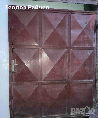 Гаражни врати