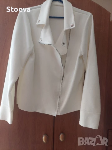 Лятно бяло яке размер М, снимка 3 - Якета - 50662129