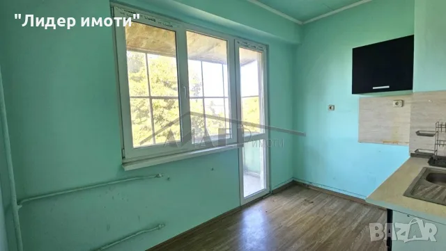 2-стаен панел в кв. Гагарин, снимка 4 - Апартаменти - 56265772