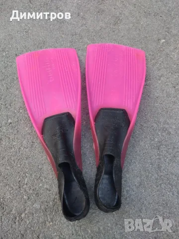 Продавам плавници в добро състояние