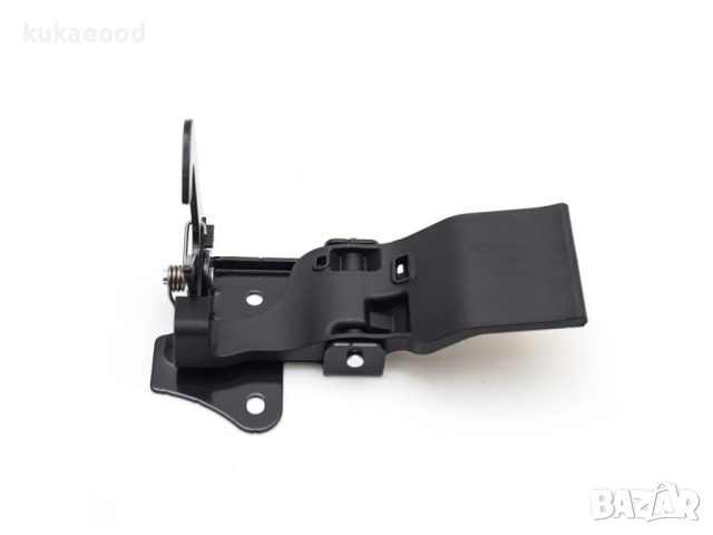 Машинка за заключване на преден капак Audi A1 8X, снимка 2 - Части - 44530260