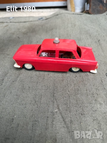 Продавам колекционерска количка москвич 408 , снимка 4 - Друга електроника - 52850234