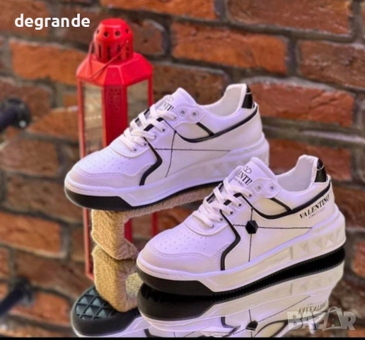 Маратонки Valentino