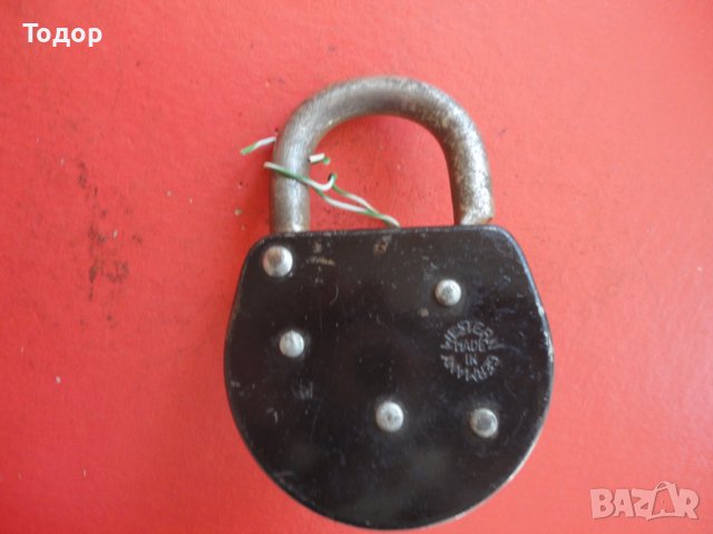 Голям немски катинар Stabil с ключ ключе  , снимка 8 - Други ценни предмети - 42190866