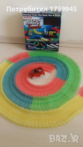 Магическа писта и кола, снимка 2 - Коли, камиони, мотори, писти - 36352421