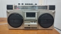 Радио касетофон Hitachi , снимка 1
