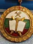 Стара значка от соца емайлирана ОТЛИЧНИК МИНИСТЕРСТВО на НАУКАТА и ОБРАЗОВАНИЕ 47755, снимка 4