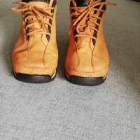 Дамски боти Timberland 38 номер, снимка 4 - Дамски боти - 39040308