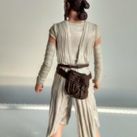 Star Wars , екшън фигури на Rey Jakku ( 15 см ) ,C-3PO  (10 см ) , Chewbacca ( 10см )., снимка 4 - Фигурки - 44281369