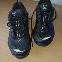 Черни маратонки Nike 38.5 , снимка 3 - Маратонки - 41815704