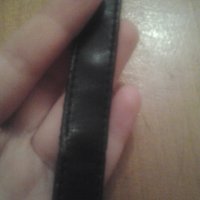 Малка черна кожена чанта на Esprit, снимка 6 - Чанти - 38789650