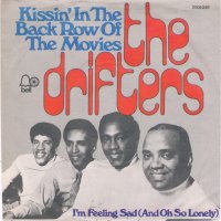 Грамофонни плочи The Drifters – Kissin' In The Back Row Of The Movies 7" сингъл, снимка 1 - Грамофонни плочи - 44439137