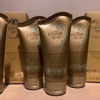 Златна пилинг маска за лице Planet SPA Avon , снимка 1 - Козметика за лице - 36007094