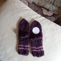 Ръчно плетени бебешки чорапи , ходило 10 см., снимка 1 - Бебешки чорапи - 39900340